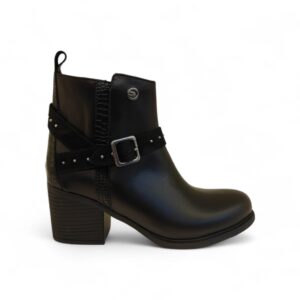 Bota Carmella modelo 4626.-