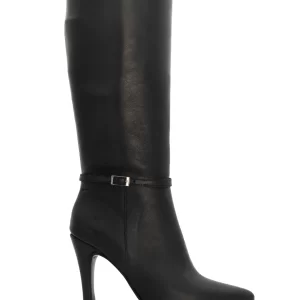 Bota Carmella modelo 9326.-