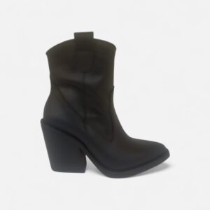 Bota marca Zila modelo Filomena.-