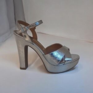 Sandalia Vizzano modelo 6292.280.-