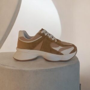 Zapatillas Vizzano modelo 1478.100.-