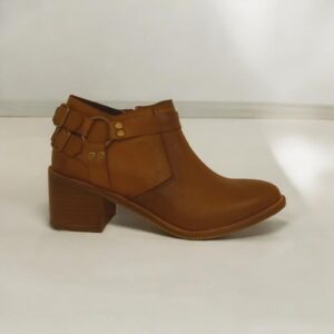 Bota  Gravagna modelo 4204.