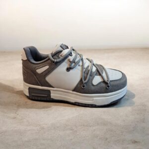 Zapatilla 47 Street modelo Old School.