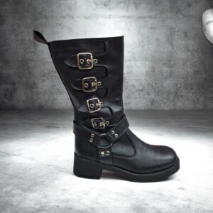 Bota 3 C modelo Kate.-