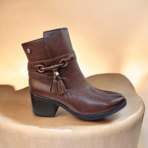 Bota   Cavatini modelo Marlen.-